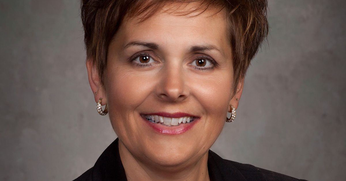 Becky Rendall Becky Randall | CorTrust Bank